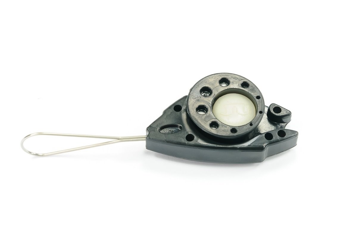 Kotvící svorka, kotva, úchytka závěsná s očkem FISH-CLAMP v.2011 (nový typ) pro instalaci DROP kabelu 3,5mm