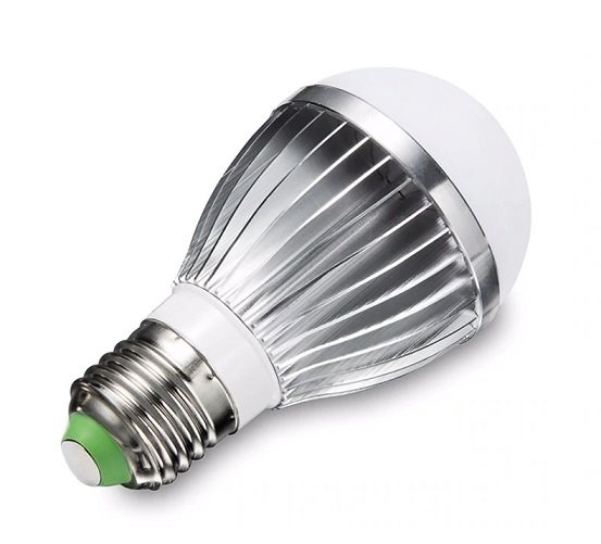 LED žárovka CARSPA BL-D-5WW 5W 12V E27 600Lm 2700-3500K teplá bílá