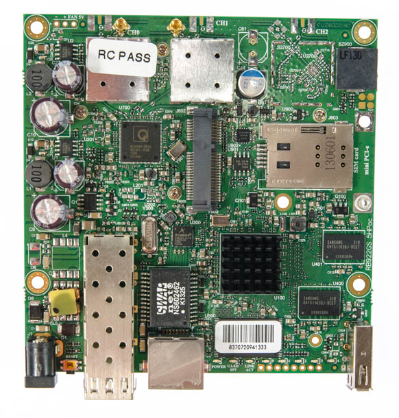 MikroTik RouterBOARD RB922UAGS-5HPacD, L4, miniPCIe, USB, SFP, SIM, 1xGLAN, 2xMMCX