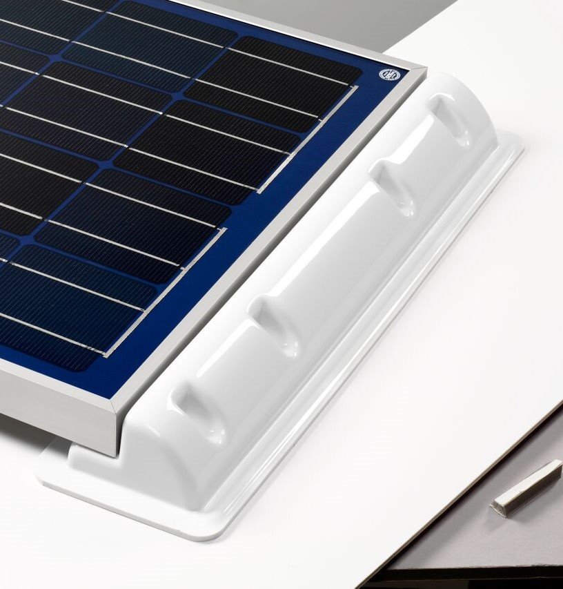 SOLARA HS68 Držáky plastové ABS pro uchycení solárních panelů, délka 68 cm - bílé (2ks sada)